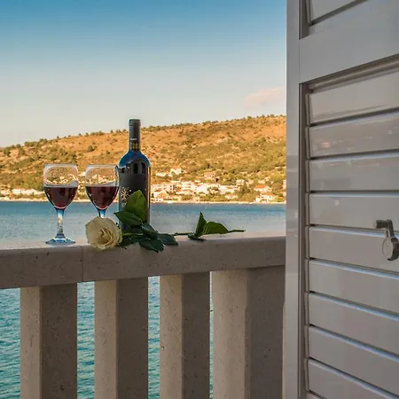 Vila Zdenka Rogoznica (Sibenik-Knin)