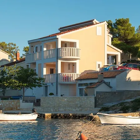 Zdenka * Rogoznica (Sibenik-Knin)