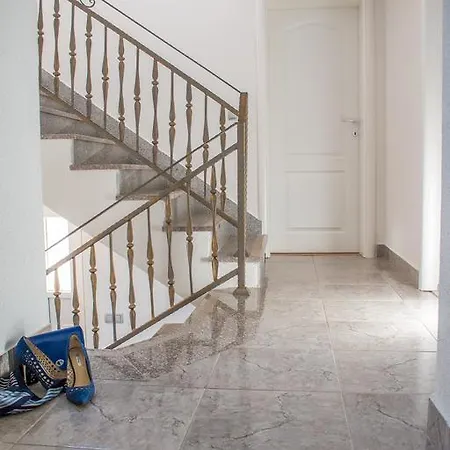 Zdenka Villa Rogoznica (Sibenik-Knin)