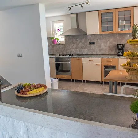 Zdenka Rogoznica (Sibenik-Knin)